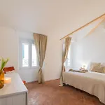 La Finestra Sul Molo By Rent Apartman *