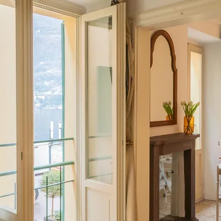 La Finestra Sul Molo By Rent Apartmán Torno