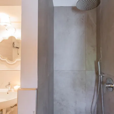 La Finestra Sul Molo By Rent Apartmán Torno