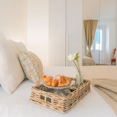 La Finestra Sul Molo By Rent Apartmán